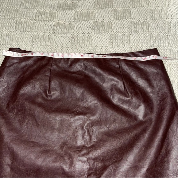 Ann Taylor Brown Vegan Leather Skirt - Picture 2 of 7